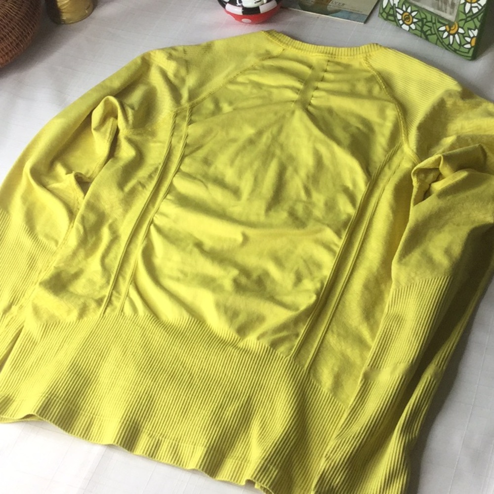 Athleta Tech Half Zip Pullover Spandex/Nylon - image 5